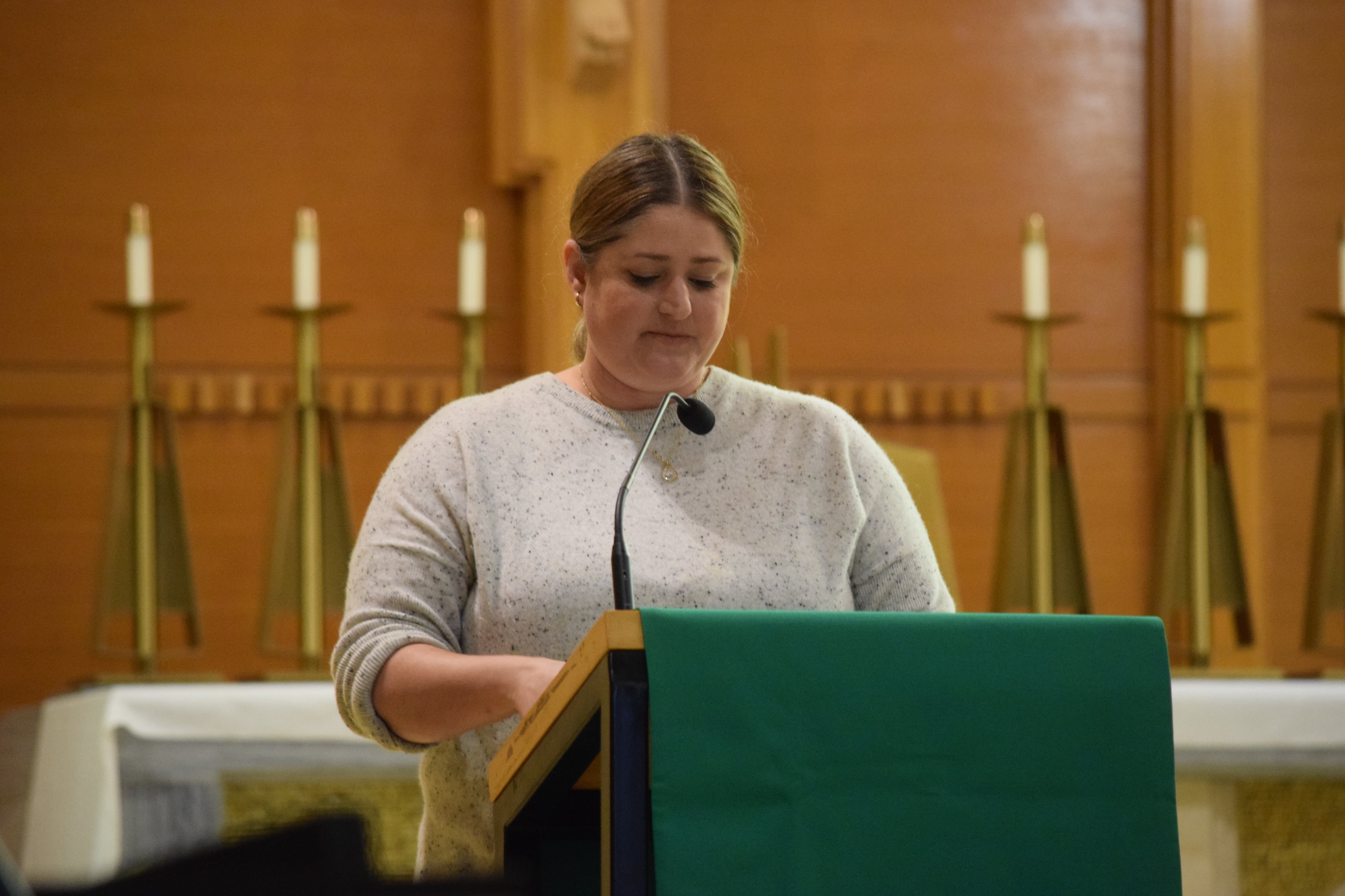 Kelsey Stevens Speaking at Donor Memorial 